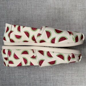 Toms Cream Canvas Slip-Ons with Watermelon Print and Hot Pink Insoles Size 8.5